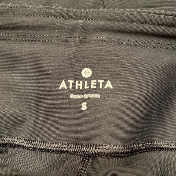 Athleta Women’s Active Capris - Picture 6 of 6